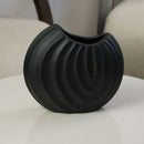 Vaso de Cerâmica Formato Concha Orgânica